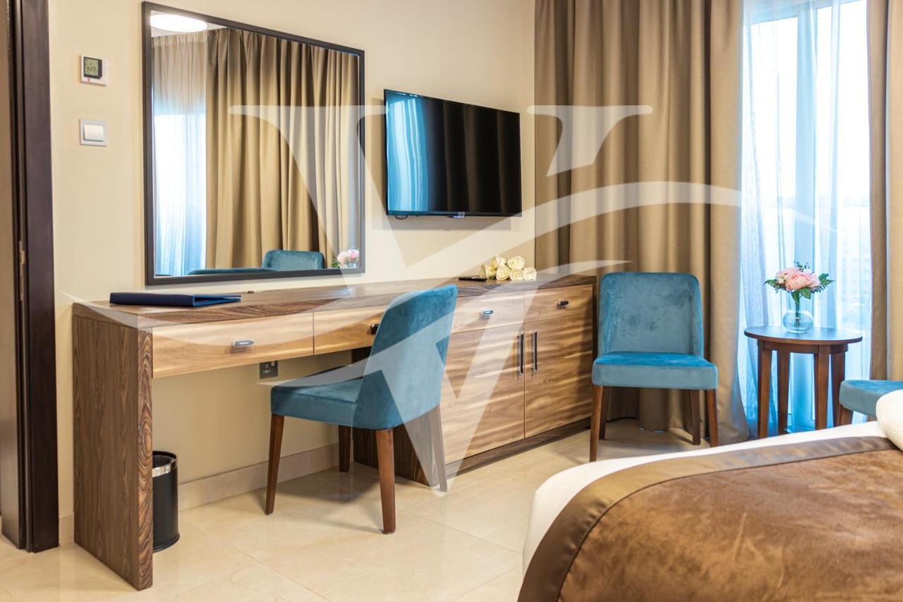 Viola Hotel Apartments Sharjah Esterno foto